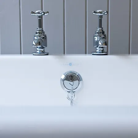 ザ ハイダウェイ アット 大人専用