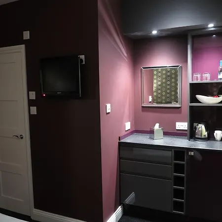 The Hideaway At (adults Only) Konukevi 4*