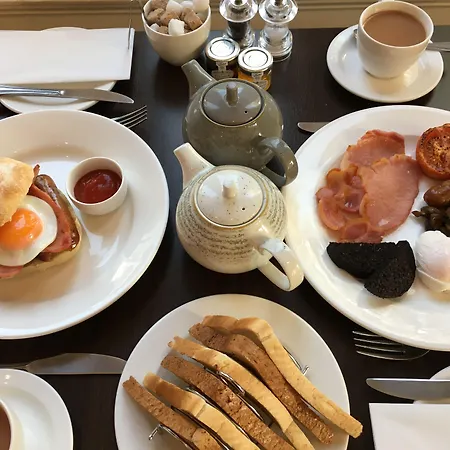 The Hideaway At Gasthof Windermere